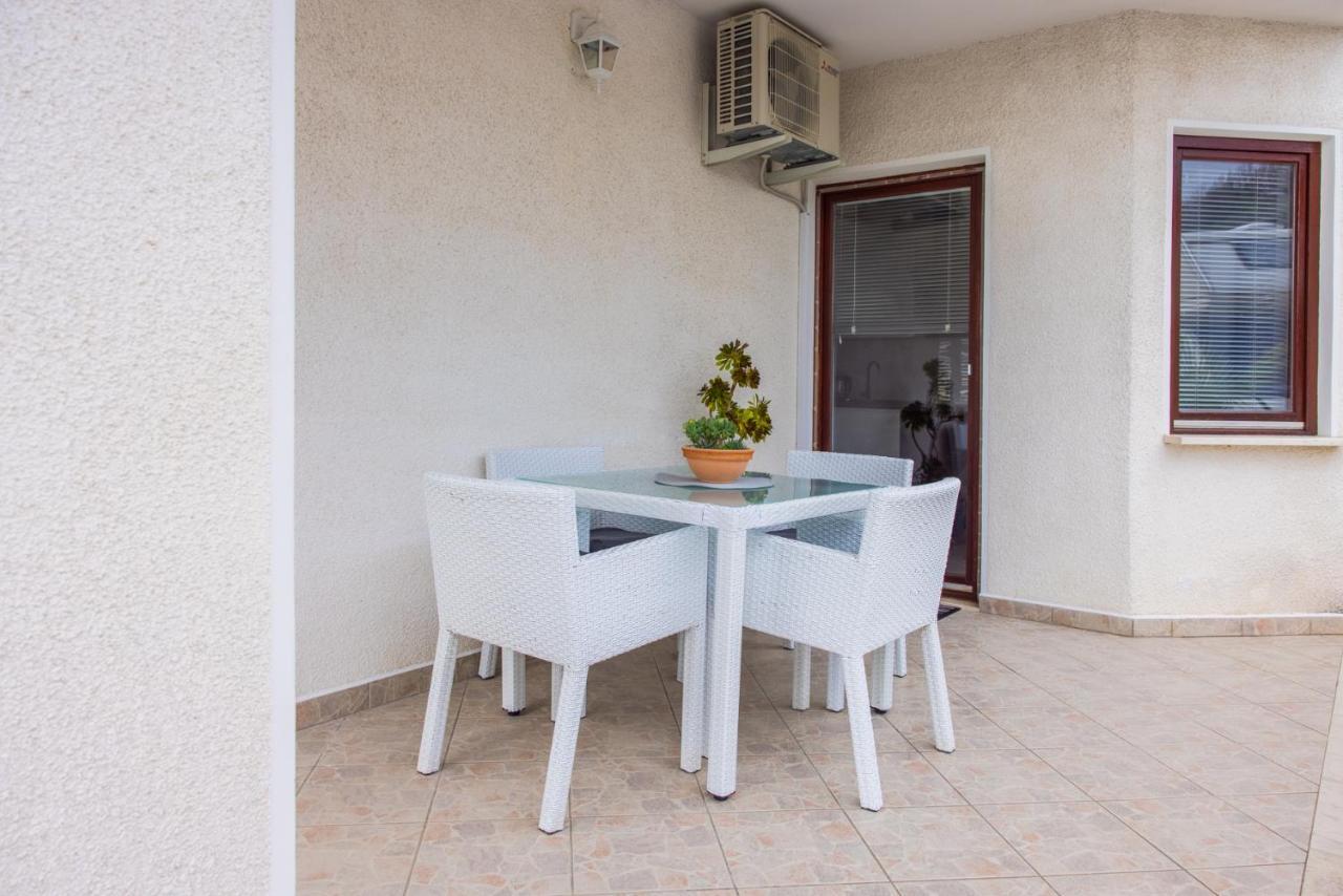 Apartments Milok Сечовле Экстерьер фото