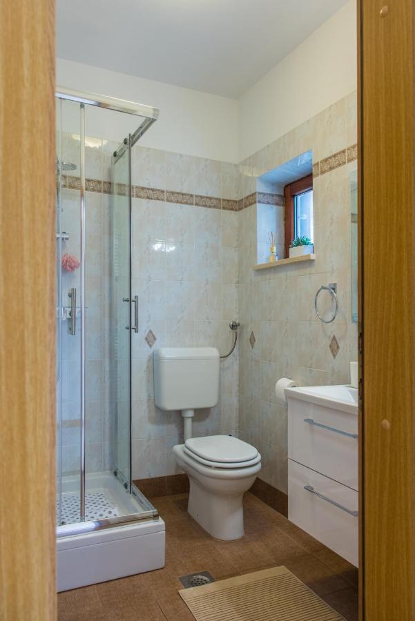 Apartments Milok Сечовле Экстерьер фото